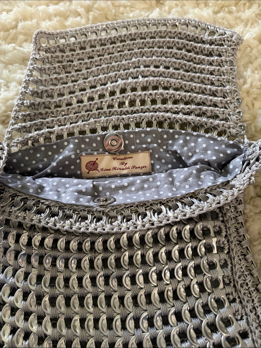Handbag - Picture 3 of 4